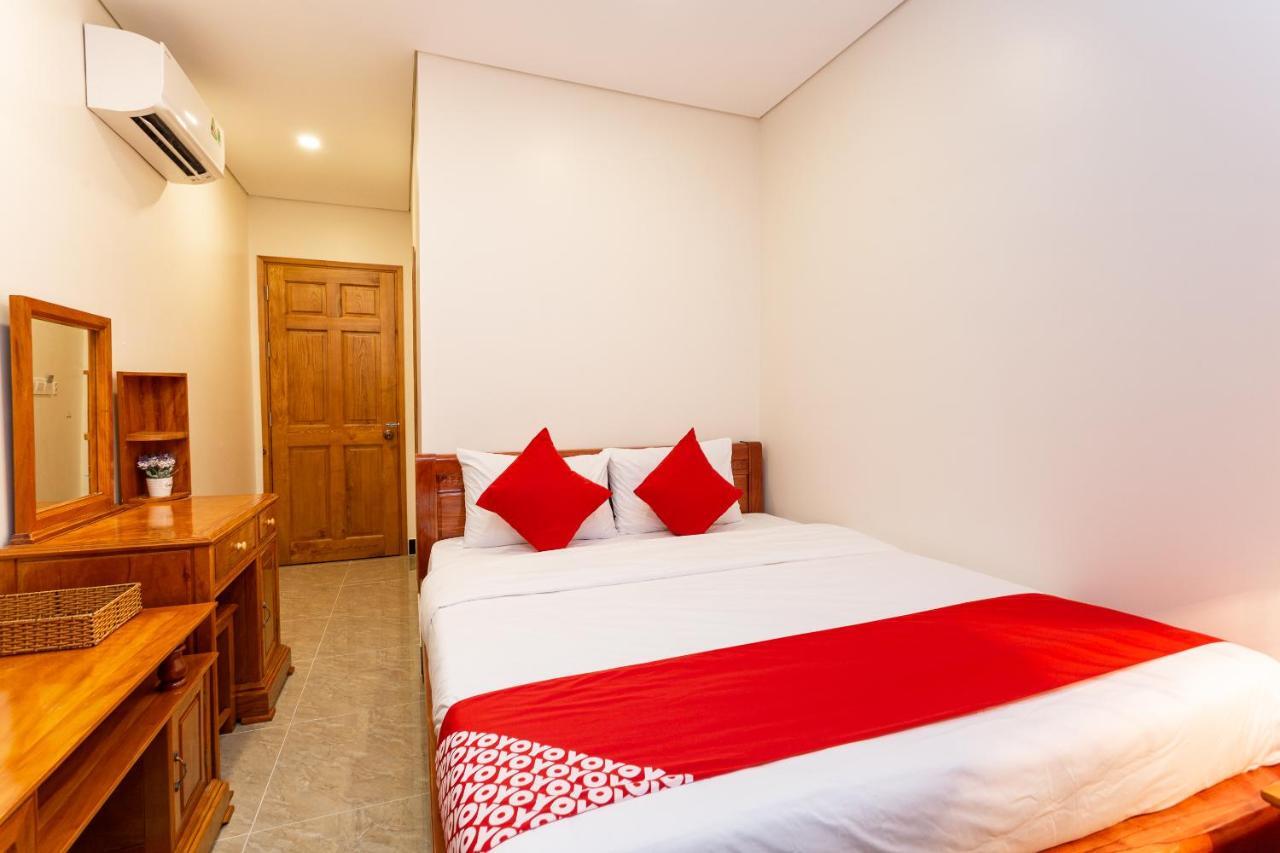 Oyo 325 Mai Hung Hotel Дуонг-Донг Экстерьер фото