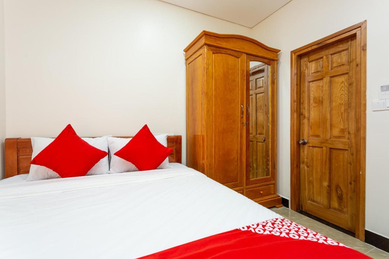 Oyo 325 Mai Hung Hotel Дуонг-Донг Экстерьер фото