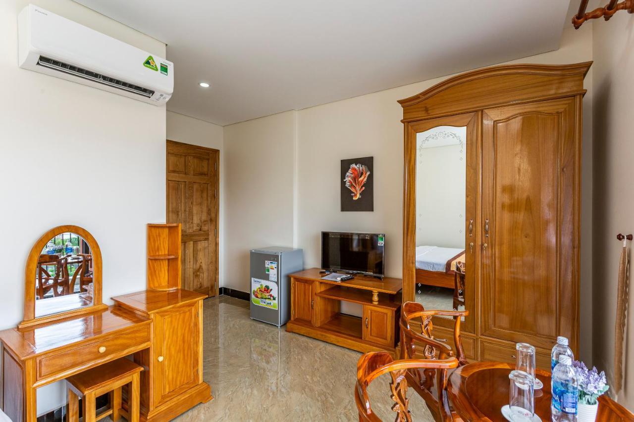 Oyo 325 Mai Hung Hotel Дуонг-Донг Экстерьер фото